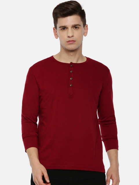 

KAY DEE Men Maroon Slim Fit Solid Henley Neck Pure Cotton T-shirt