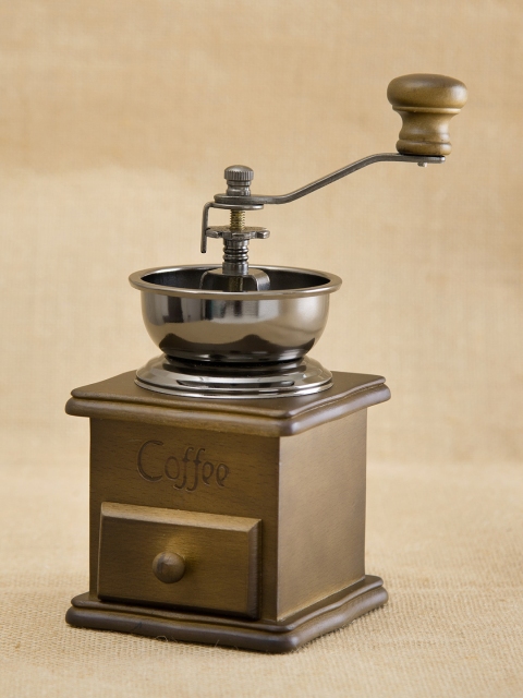 

Bigsmall Brown & Steel Stainless Steel Vintage Coffee Grinder