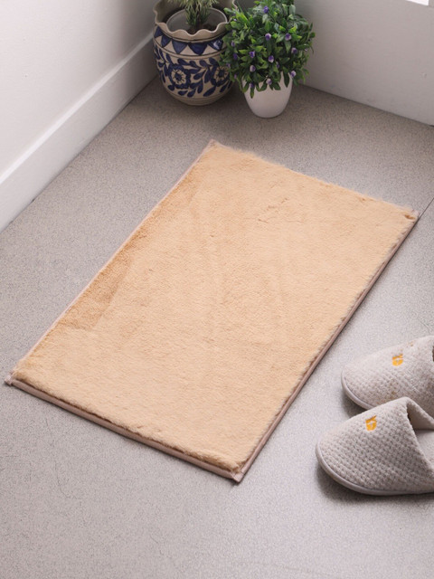 

Flooring India Beige Solid Ruffle Anti-Skid Doormat
