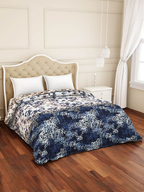 

SPACES Blue Abstract AC Room 150 GSM Double Bed Quilt