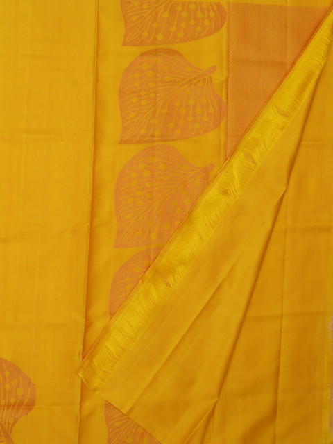 

Pothys Yellow Solid Pure Silk Saree