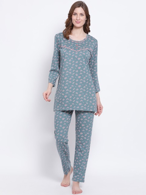 

Kanvin Women Sea Green & Pink Floral Printed Night Suit