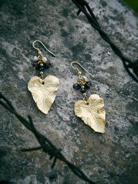 

ZeroKaata Gold-Plated Leaf Shaped Drop Earrings