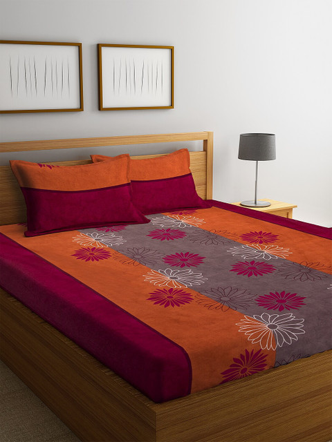 

KLOTTHE Orange & Maroon Floral 210 TC Cotton 1 King Bedsheet with 2 Pillow Covers