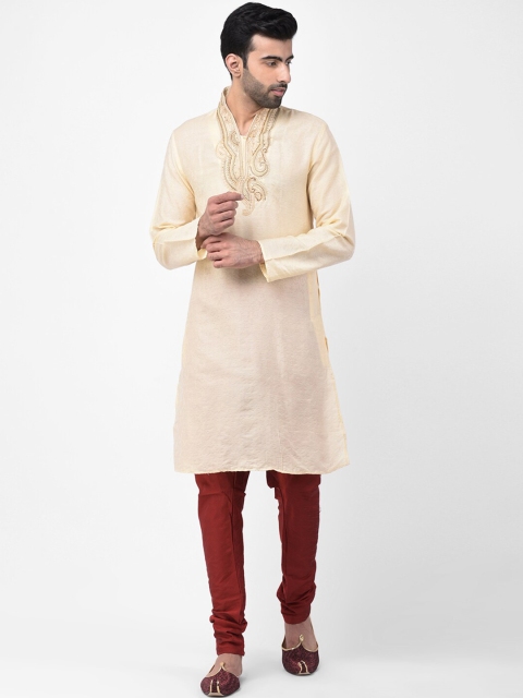 

SG LEMAN Men Beige & Maroon Self Design Kurta with Churidar