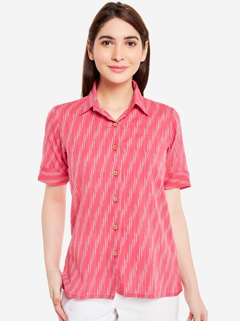 

Desi Weavess Women Pink Regular Fit Printed Casual Shirt
