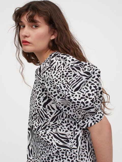 

H&M White Puff-sleeved blouse