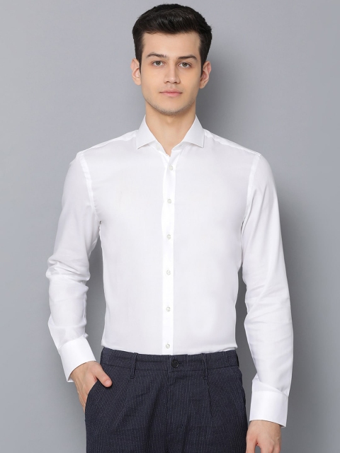 

Bruun & Stengade Men White Slim Fit Solid Formal Shirt