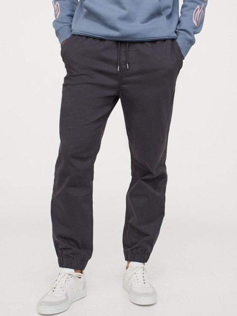 

H&M Men Grey Solid Cotton Twill Joggers