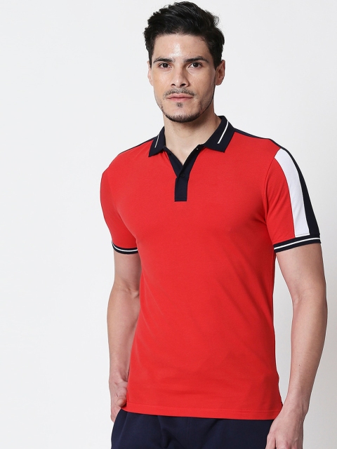 

Bewakoof Men Red Solid Polo Collar T-shirt