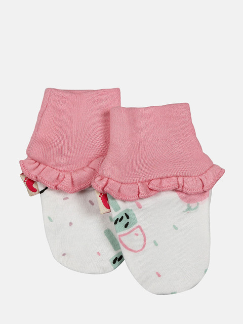 

First Kick Infant Girls Pink & White 5 Pcs Baby Apparel Gift Set