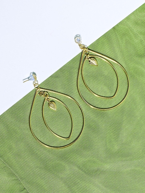

ZeroKaata Gold-Toned Geometric Drop Earrings