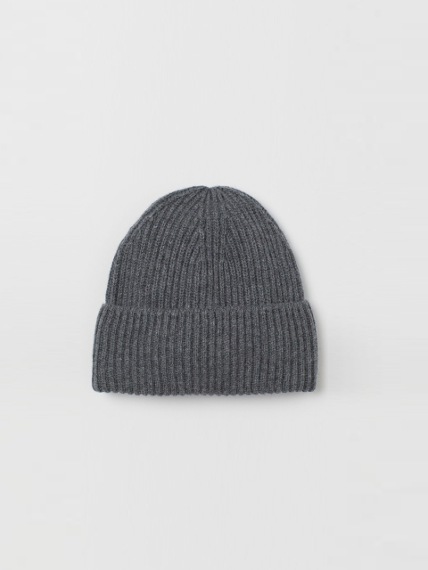 

H&M Women Charcoal Grey Solid Ribbed Wool Hat