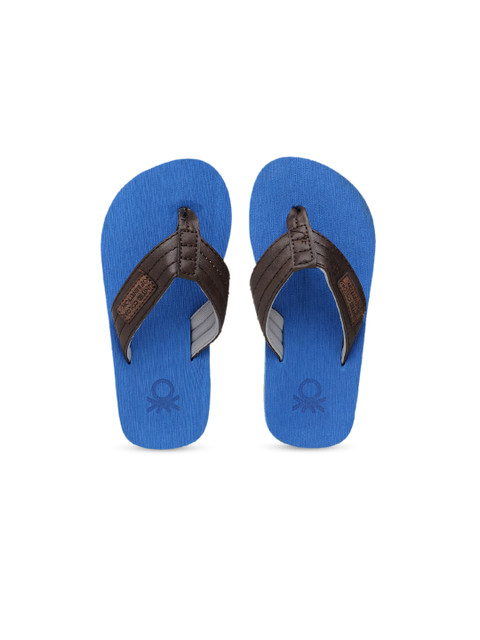 

United Colors of Benetton Boys Blue Solid Thong Flip-Flops
