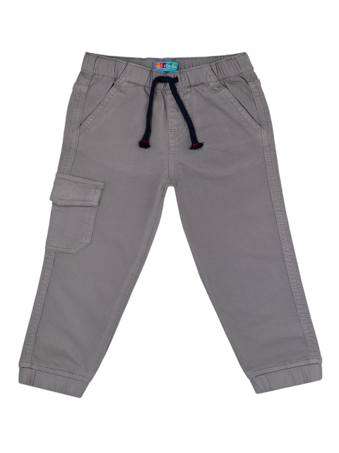 

Kid Studio Boys Grey Solid Slim Fit Joggers