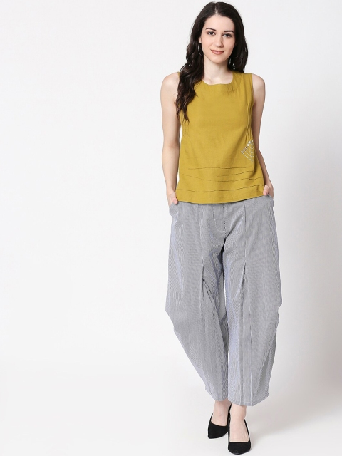 

TERQUOIS Women Mustard & Off-White Solid Top with Trousers