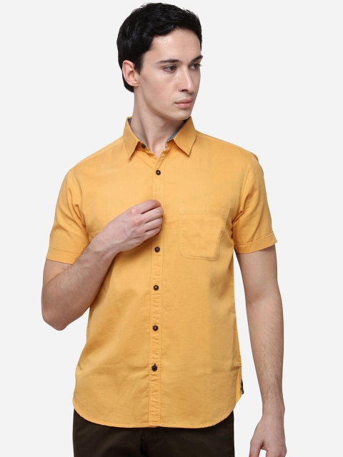 

Greenfibre Men Yellow Slim Fit Solid Casual Shirt