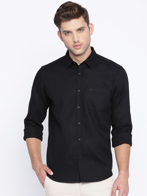 

Basics Men Black Slim Fit Checked Casual Shirt