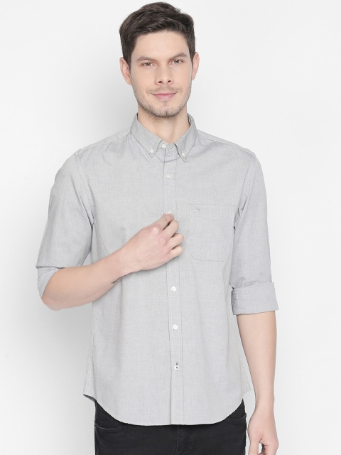 

Basics Men Grey Slim Fit Solid Casual Shirt