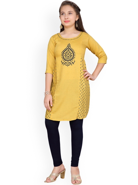 

Aarika Girls Yellow Printed Kurta with Churidar