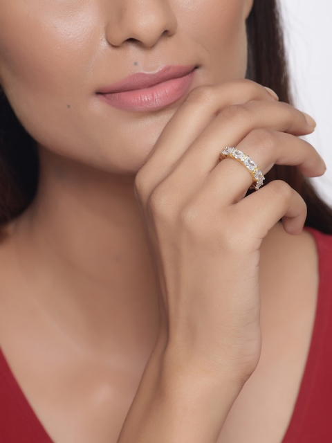 

Tistabene Gold-Toned & White AD-Studded Contemporary Band Ring
