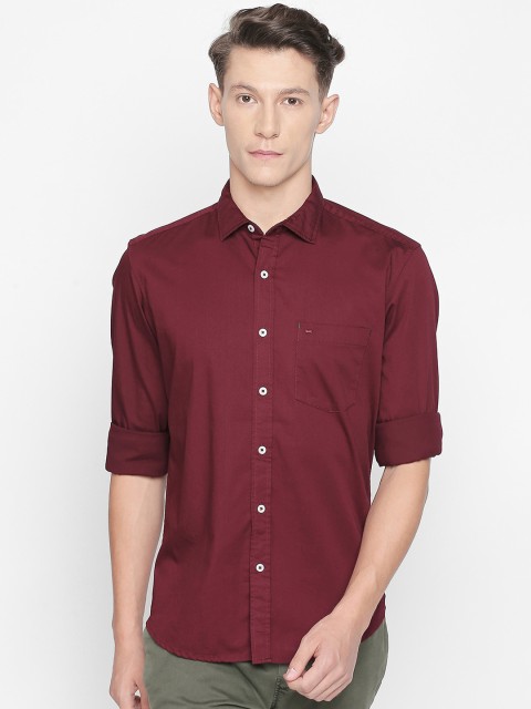

Basics Men Maroon Slim Fit Solid Casual Shirt