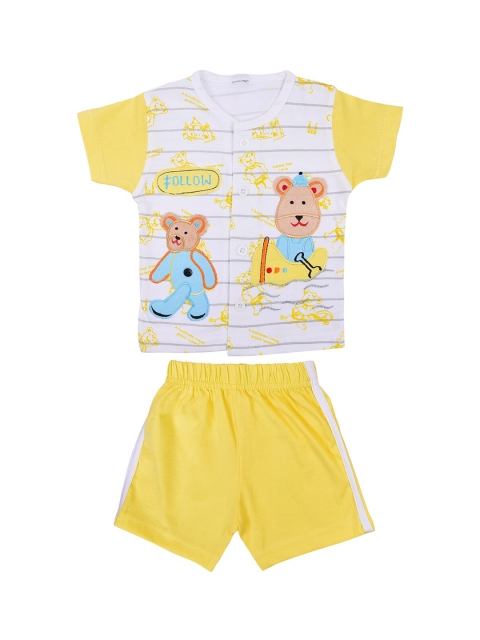 

Wish Karo Unisex Kids Yellow & White Printed T-shirt with Shorts