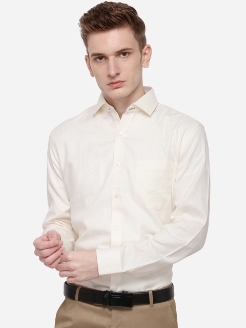 

METAL Men Cream-Coloured Slim Fit Self Design Formal Shirt