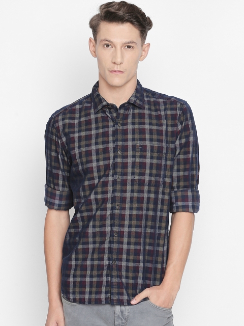 

Basics Men Multicoloured Slim Fit Checked Casual Shirt, Multi