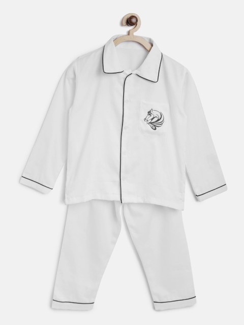 

YK Kids White Solid Night suit