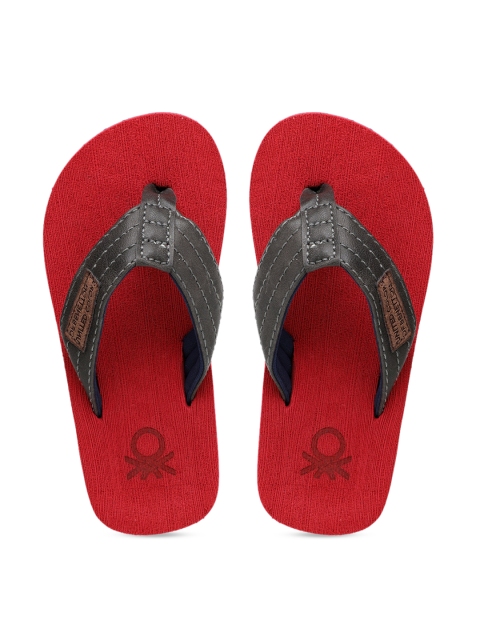 

United Colors of Benetton Boys Brown Solid Thong Flip-Flops