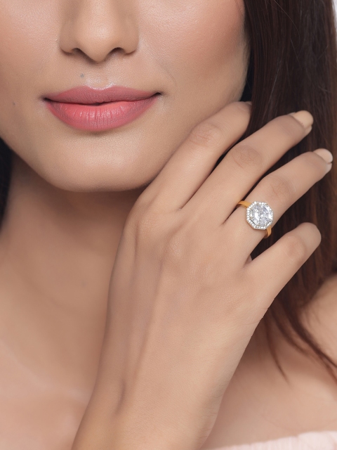 

Tistabene Gold-Toned & White AD-Studded Solitaire Finger Ring