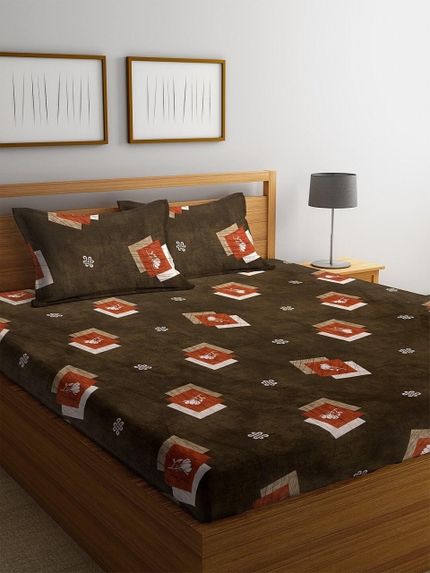 

KLOTTHE Olive Green Geometric 210 TC Cotton 1 King Bedsheet with 2 Pillow Covers
