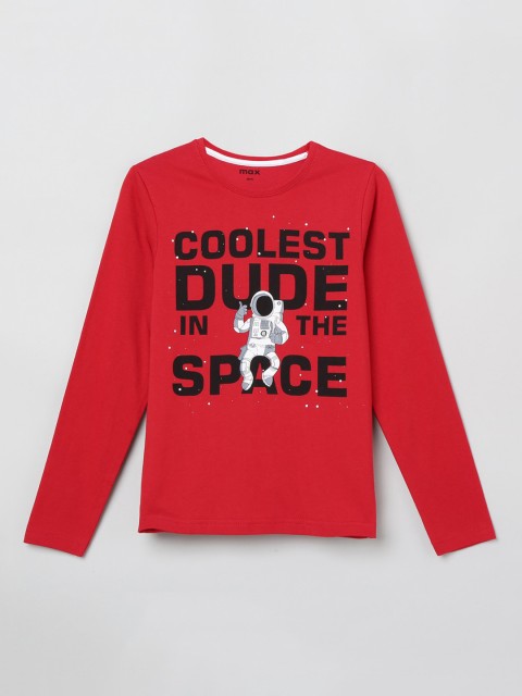 

max Boys Red & Black Printed Round Neck T-shirt