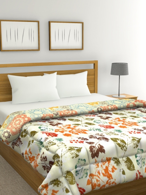 

Raymond Home Cream-Coloured Floral AC Room 110 GSM Double Bed Quilt