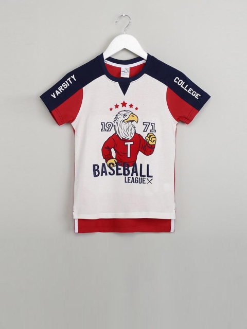 

max Boys Red Printed Round Neck T-shirt