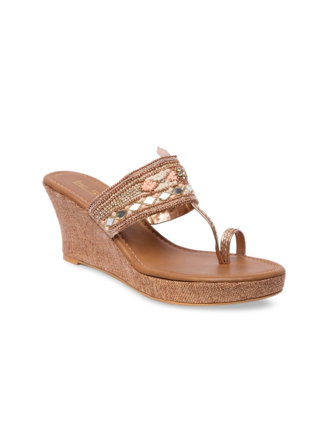 

Inc 5 Women Brown Embellished Heels