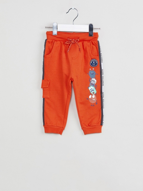 

max Boys Orange & Blue Graphic Printed Slim-Fit Joggers