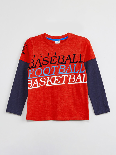 

max Boys Red Printed Round Neck T-shirt