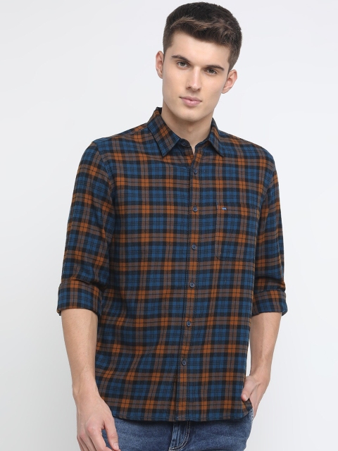 

Basics Men Turquoise Blue & Black Slim Fit Checked Casual Shirt