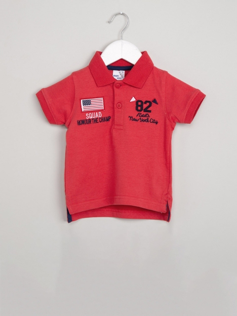 

max Boys Red Solid Polo Collar T-shirt