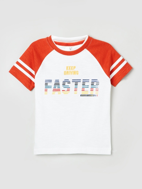 

max Boys White Printed Round Neck T-shirt