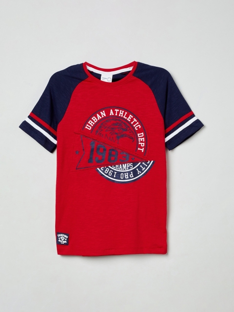 

max Boys Red Printed Round Neck T-shirt