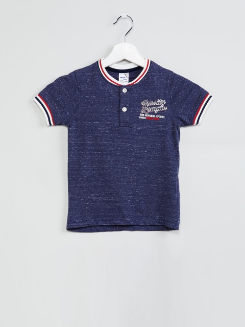 max Boys Navy Blue Solid Round Neck T-shirt
