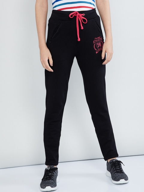 

max Women Black Solid Slim-Fit Track Pants