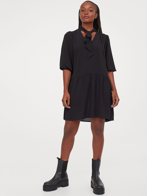 

H&M Women Black Tie-Detail Dress