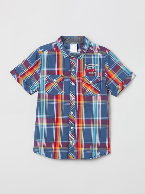 

max Boys Blue & Red Regular Fit Checked Casual Shirt
