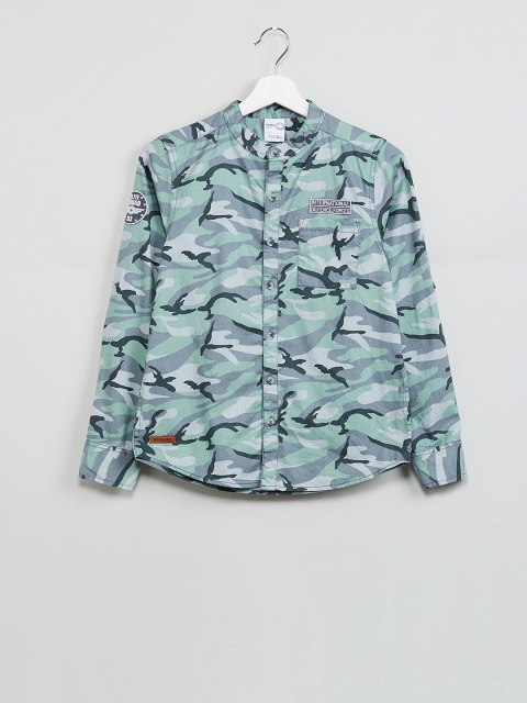 

max Boys Green Regular Fit Camo Printed Casual Shirt