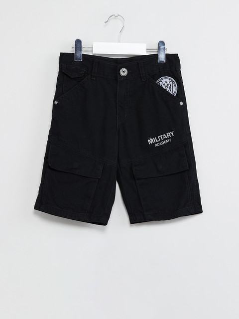 

max Boys Black Solid Regular Fit Regular Shorts