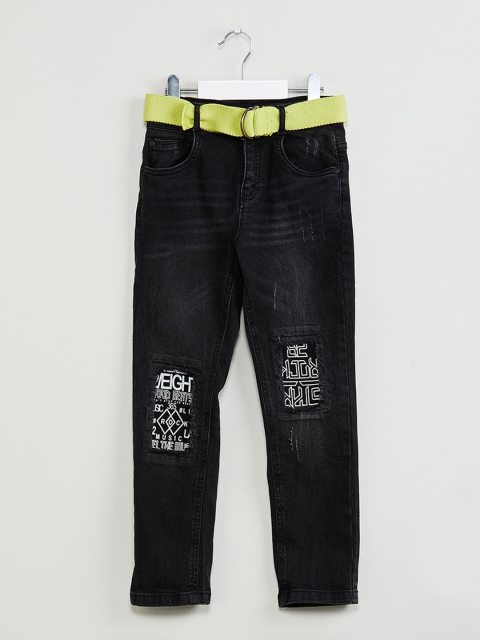 

max Boys Black Slim Fit Mid-Rise Clean Look Jeans